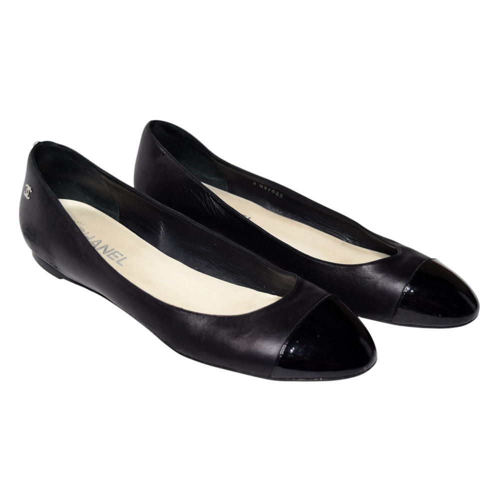 CHANEL Black Leather Ballet Flats Patent Cap Toe CC Logo Ballerina Size 40 AS IS